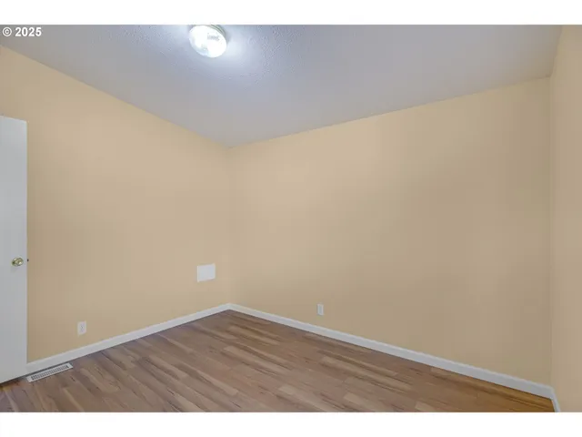 $349,500 | 521 Northeast Mariners Loop, Unit 79, Portland, OR 97211