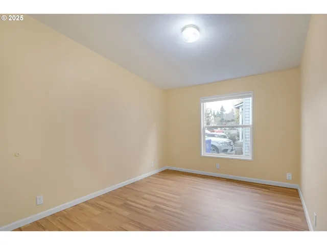 $349,500 | 521 Northeast Mariners Loop, Unit 79, Portland, OR 97211