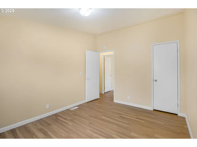 $349,500 | 521 Northeast Mariners Loop, Unit 79, Portland, OR 97211