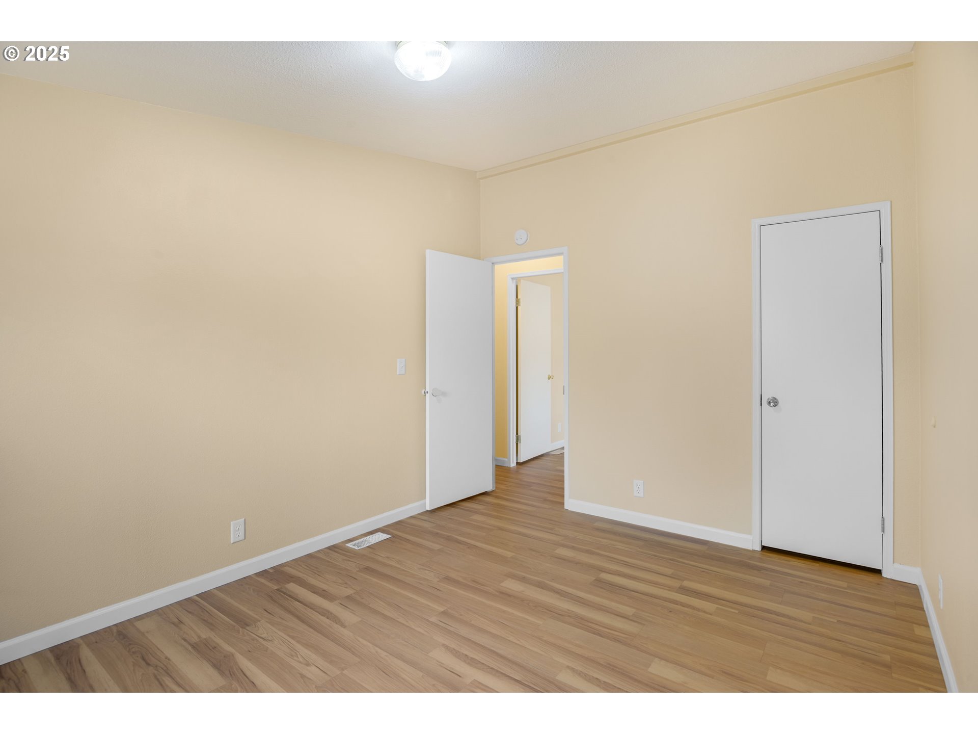 521 Northeast Mariners Loop, Unit 79 Portland, OR 97211 - Photo 22 of 29