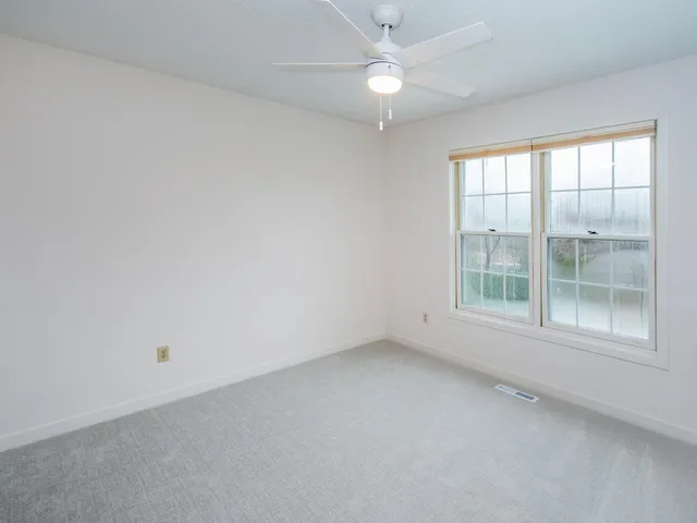 $899,000 | 2498 Pond Circle East, Mendota Heights, MN 55120