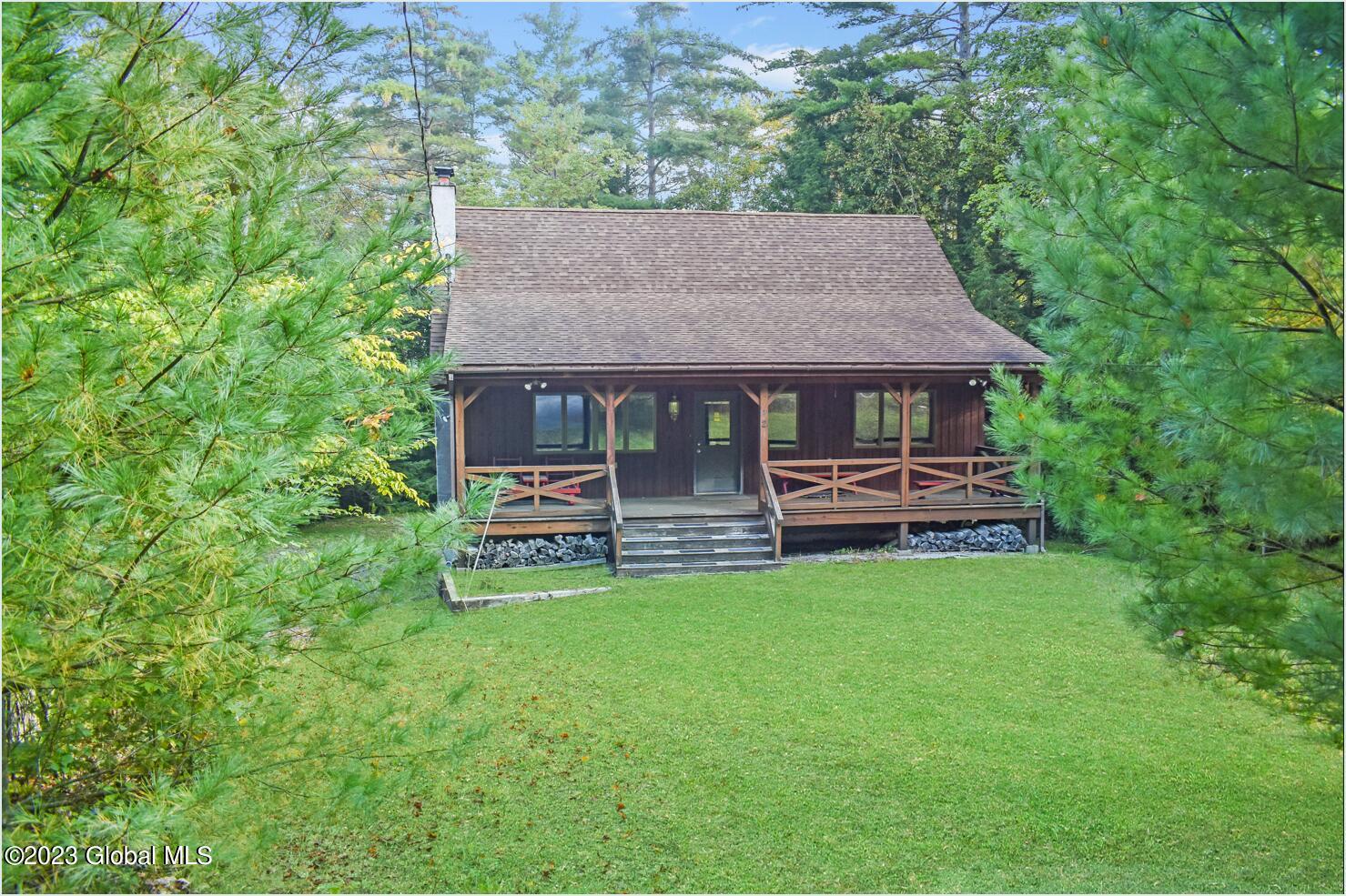 421 Diamond Point Road Diamond Point, NY 12824 - Photo 20 of 21 d2