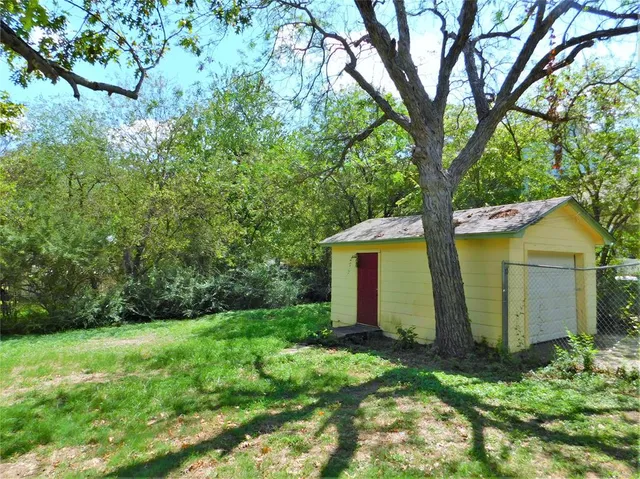 front view of house with a yard
