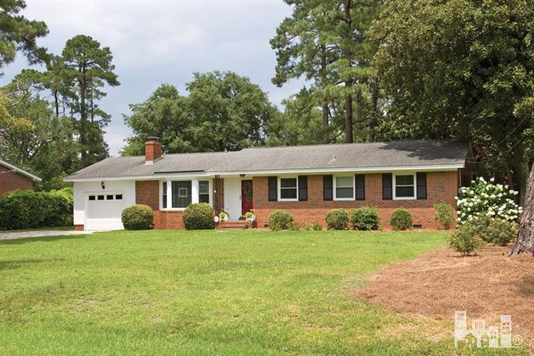 3923 Edgewood Road Wilmington, NC 28403 - Photo 1 of 18 Primary Photo