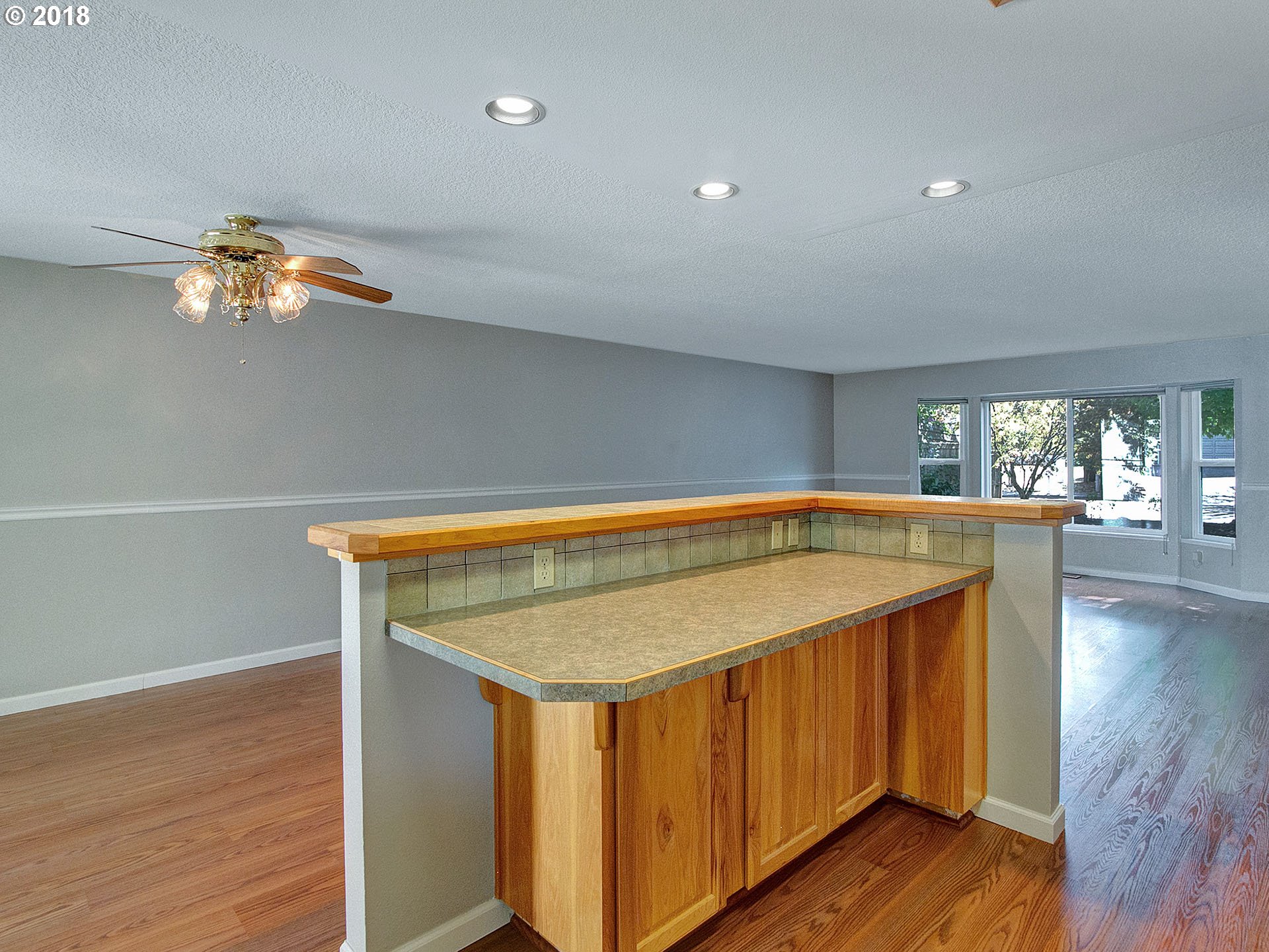 11749 Southwest Swendon Loop Tigard, OR 97223 - Photo 12 of 29 Gallery Image 12