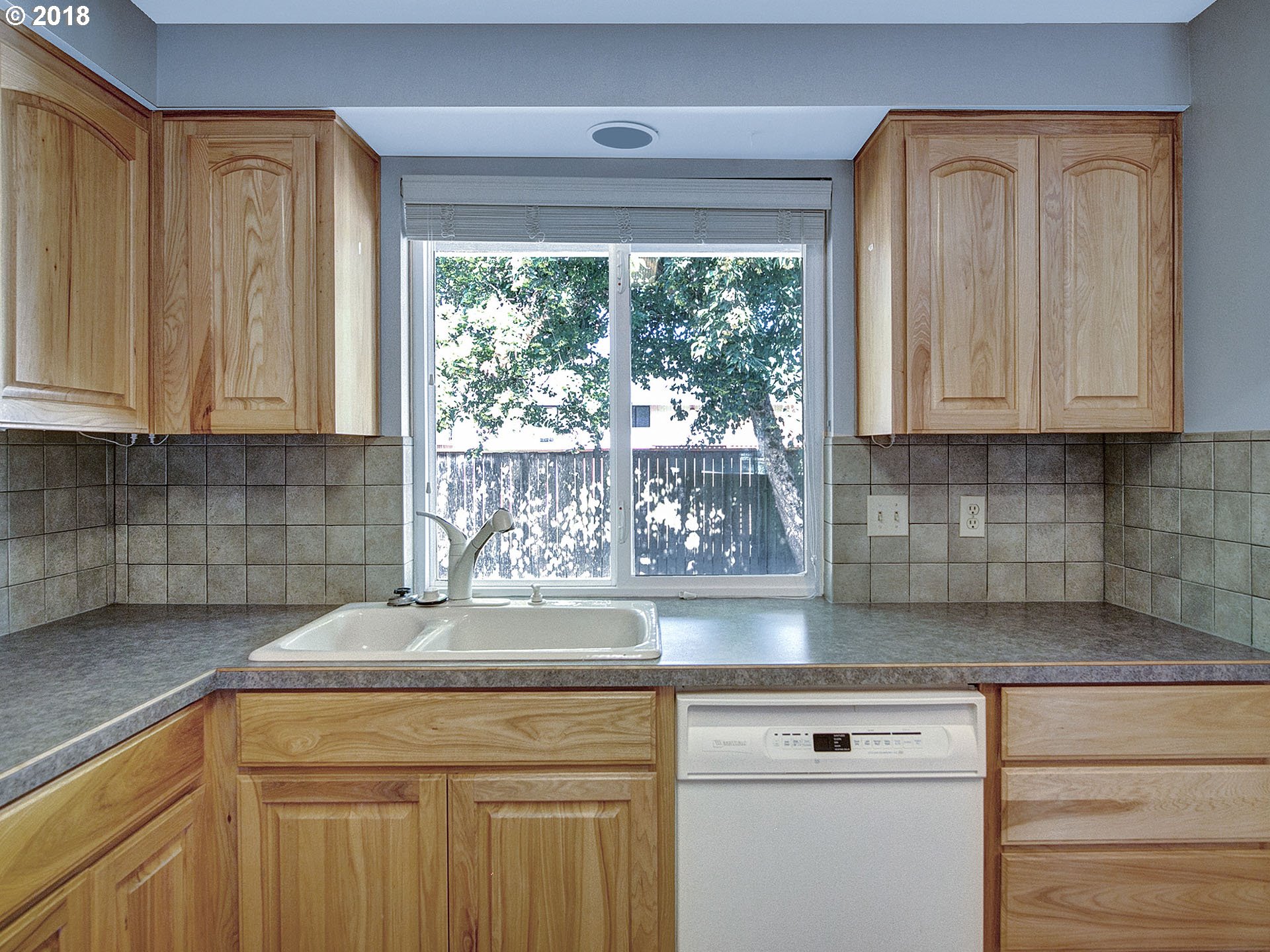11749 Southwest Swendon Loop Tigard, OR 97223 - Photo 13 of 29 Gallery Image 13