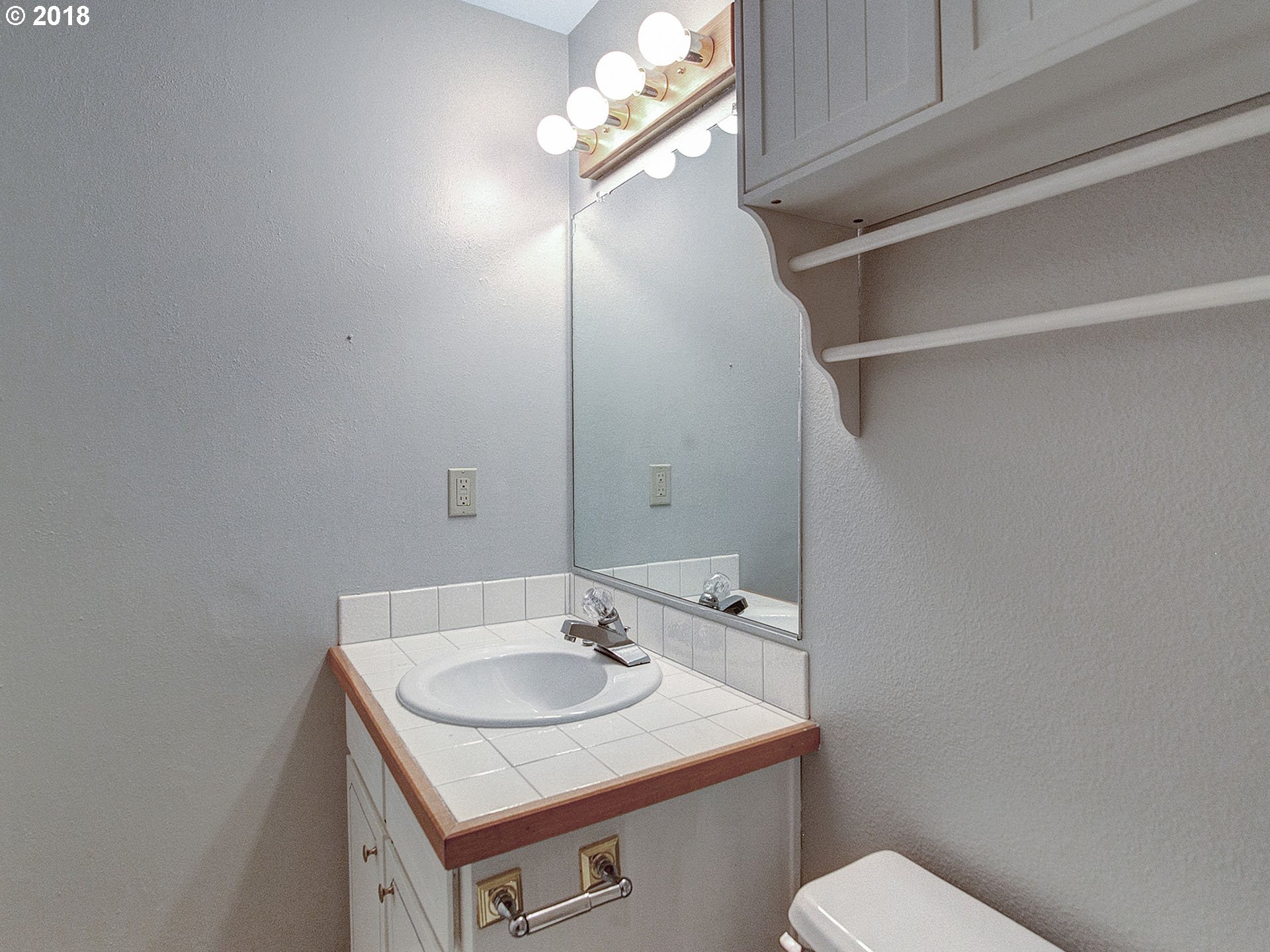 11749 Southwest Swendon Loop Tigard, OR 97223 - Photo 16 of 29 Gallery Image 16