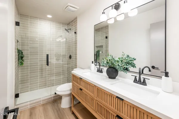 $645,000 | 1033 East Hearne Way, Gilbert, AZ 85234