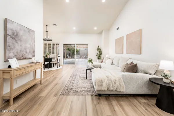 $645,000 | 1033 East Hearne Way, Gilbert, AZ 85234