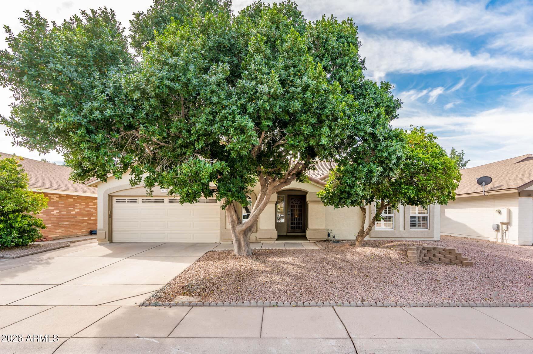 1033 East Hearne Way Gilbert, AZ 85234 - Photo 35 of 37 1033 E Hearne Way - MLS-1