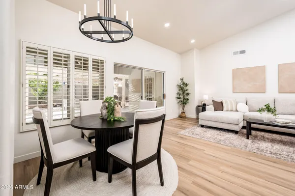 $645,000 | 1033 East Hearne Way, Gilbert, AZ 85234