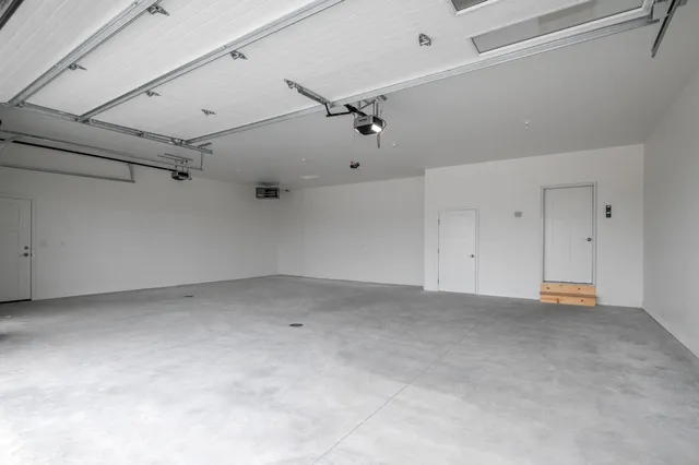 $664,900 | 278 Kerrigan Drive, Wrightstown, WI 54180