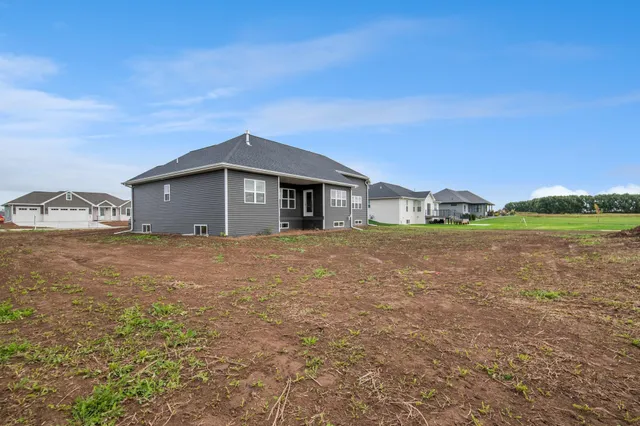 $664,900 | 278 Kerrigan Drive, Wrightstown, WI 54180