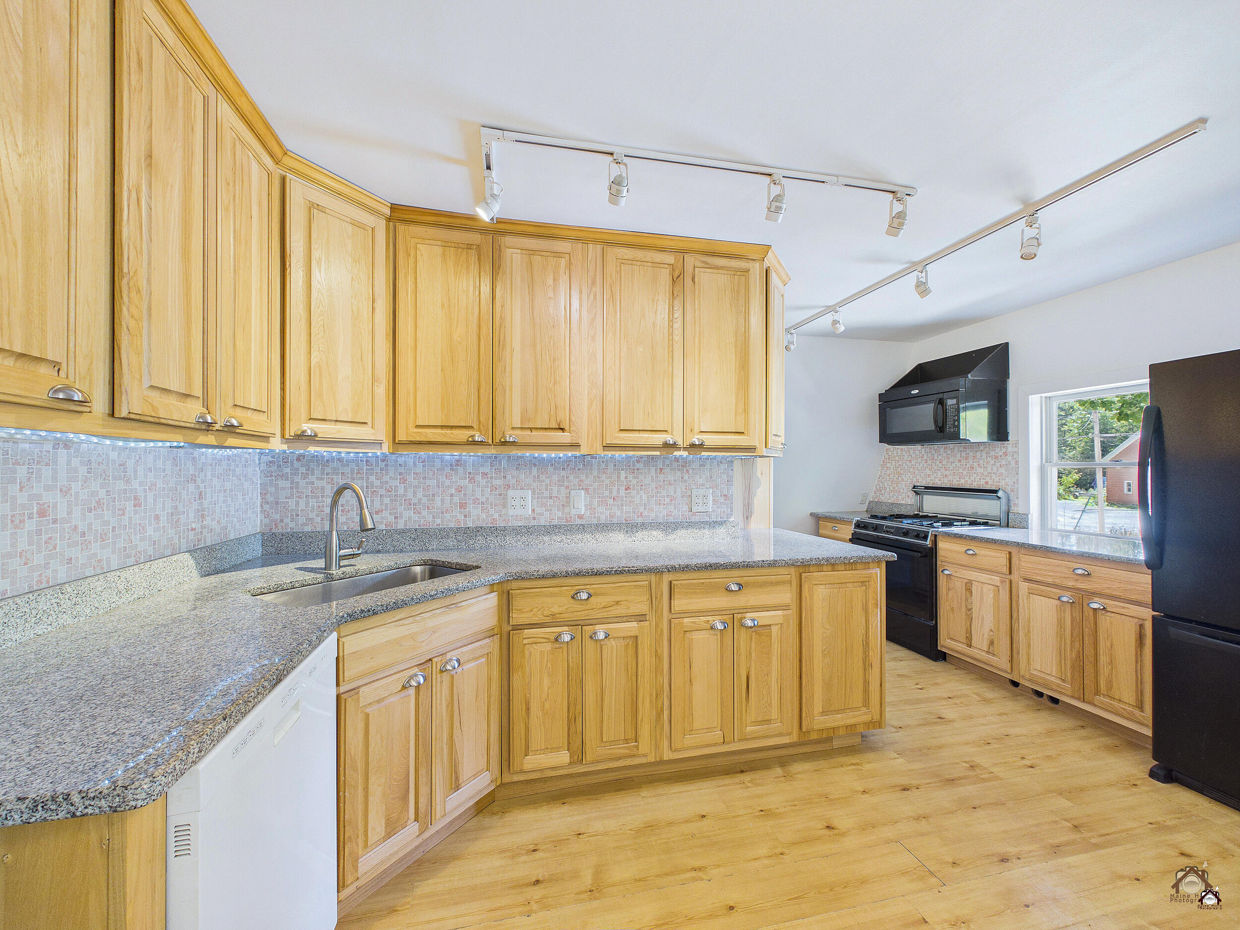14 Sahagian Road Belgrade, ME 04917 - Photo 18 of 80 218-LP-146