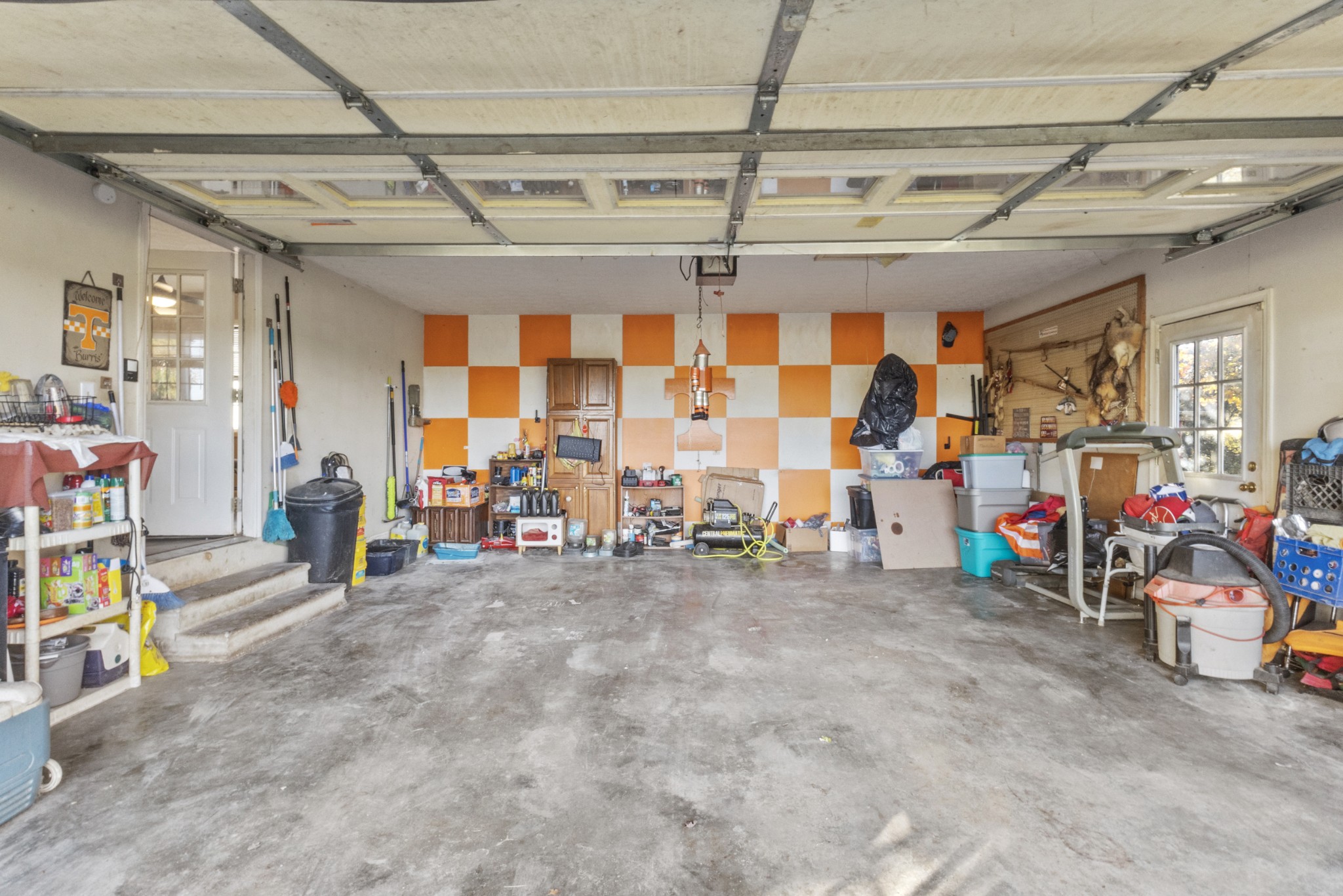 580 Gregory Road Westmoreland, TN 37186 - Photo 32 of 45 a view of a room with gym equipment