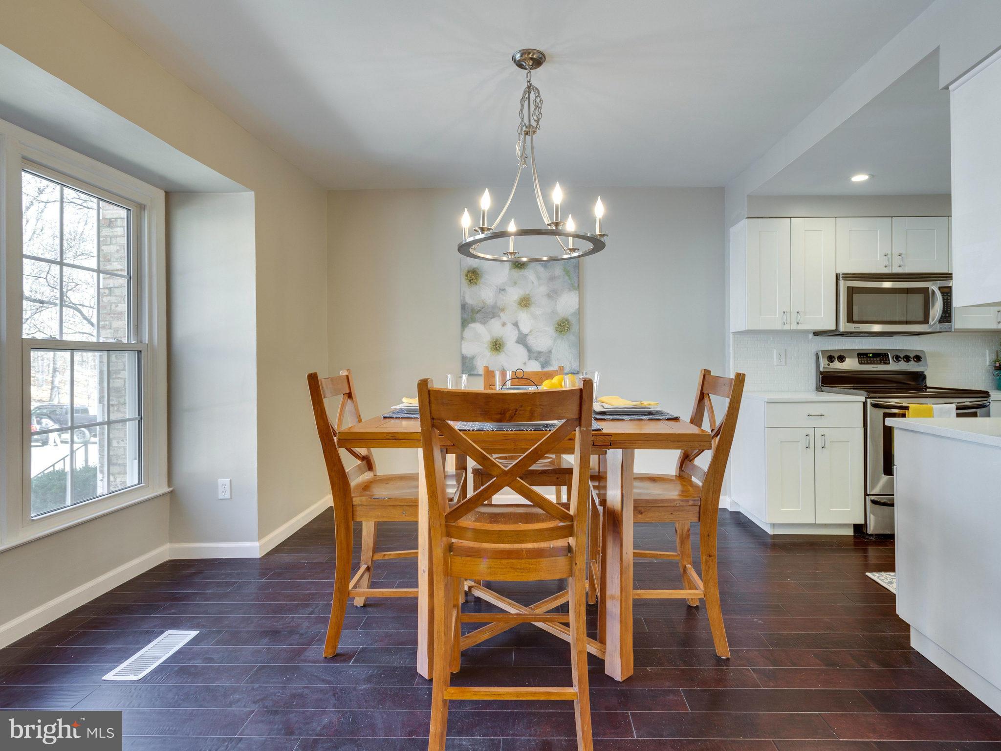 7909 Birchtree Court Springfield, VA 22152 - Photo 11 of 30 Interior (General)
