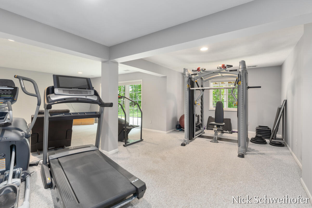 11220 Oakgrove Road Grand Haven, MI 49417 - Photo 34 of 58 11220-Oak-Grove_034