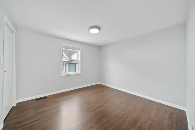 $399,000 | 2050 Lake View Drive, Brooklyn, MI 49230