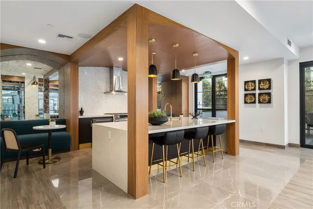 $1,315,000 | 1333 South Orange Grove Avenue, Unit 201, Los Angeles, CA 90019