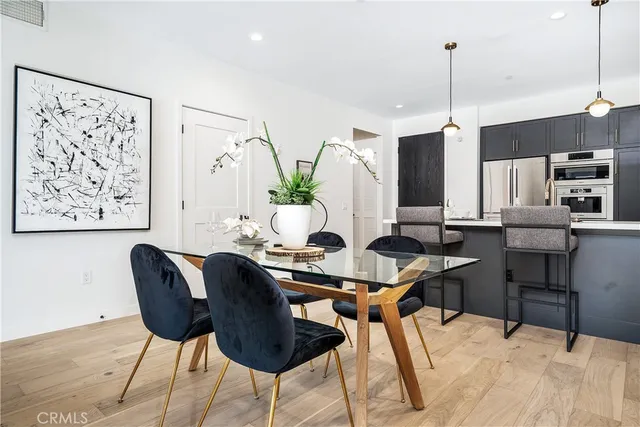 $1,315,000 | 1333 South Orange Grove Avenue, Unit 201, Los Angeles, CA 90019