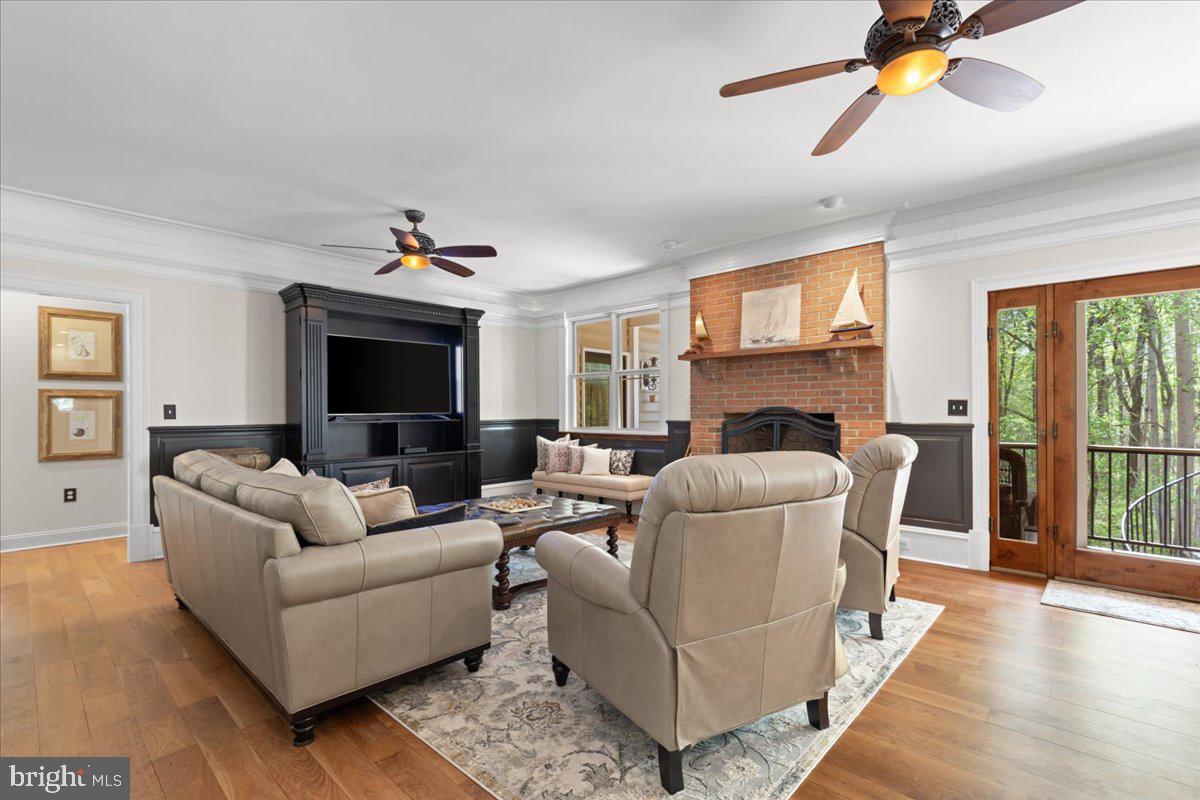 7847 Flint Hill Road Owings, MD 20736 - Photo 18 of 95 Built In for TV