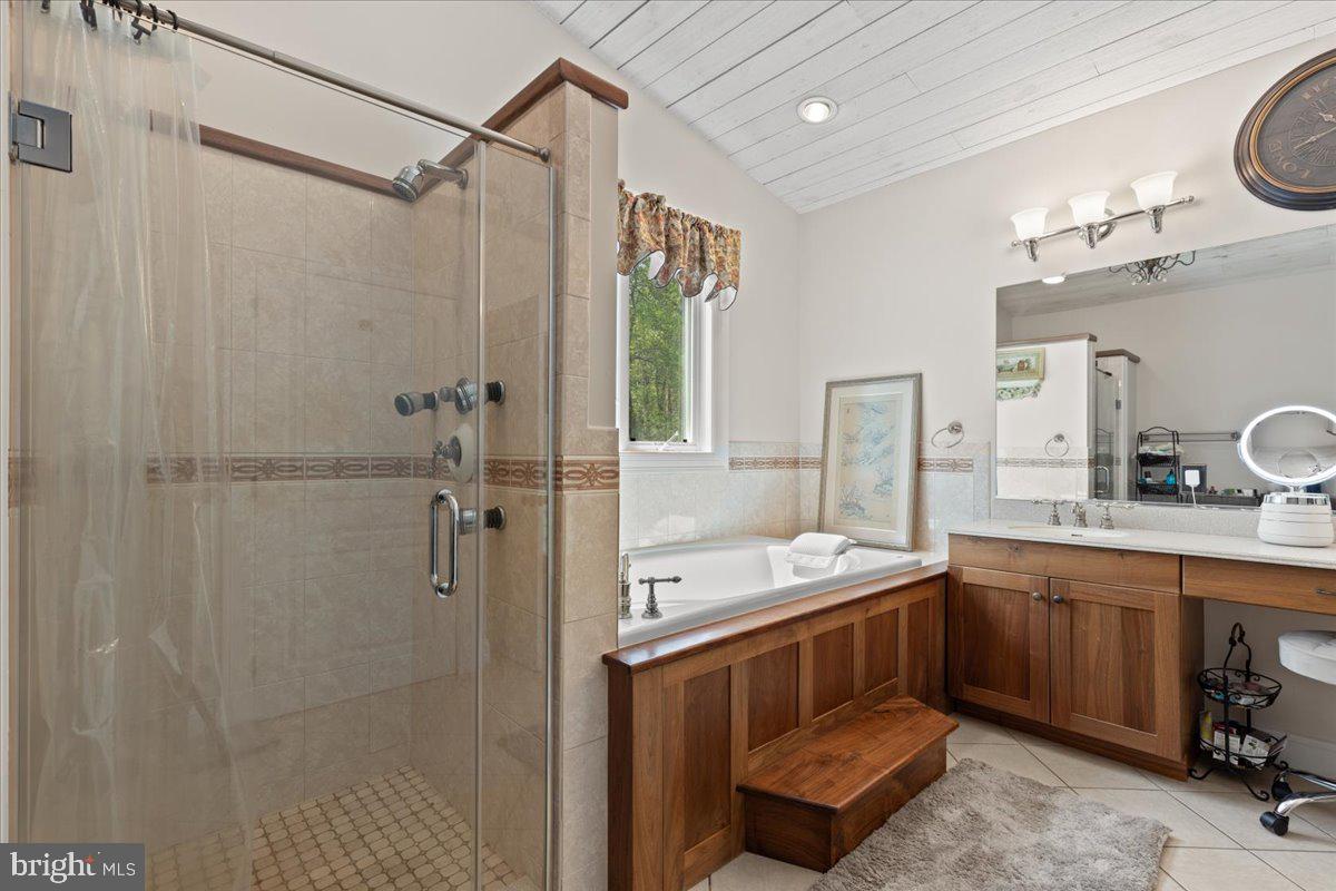 7847 Flint Hill Road Owings, MD 20736 - Photo 52 of 95 Walk In Shower