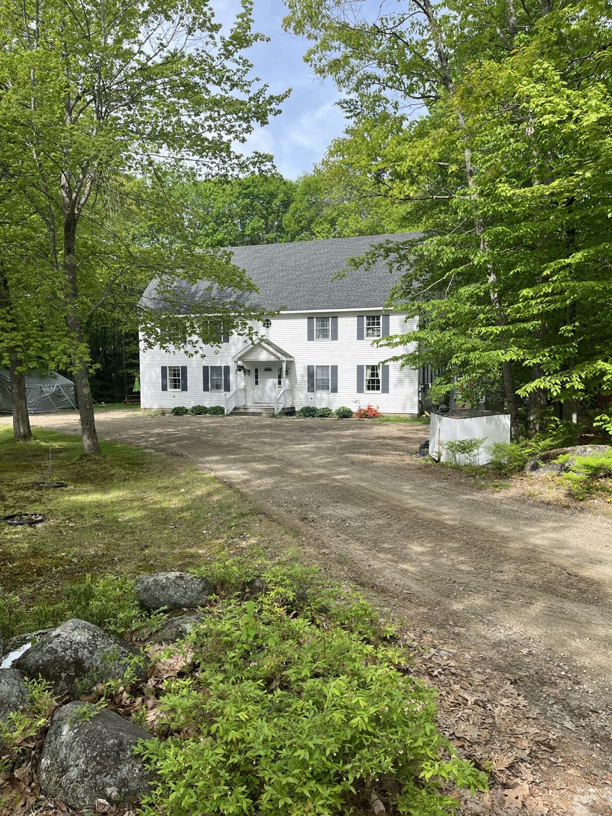 34 Middle Ridge Road