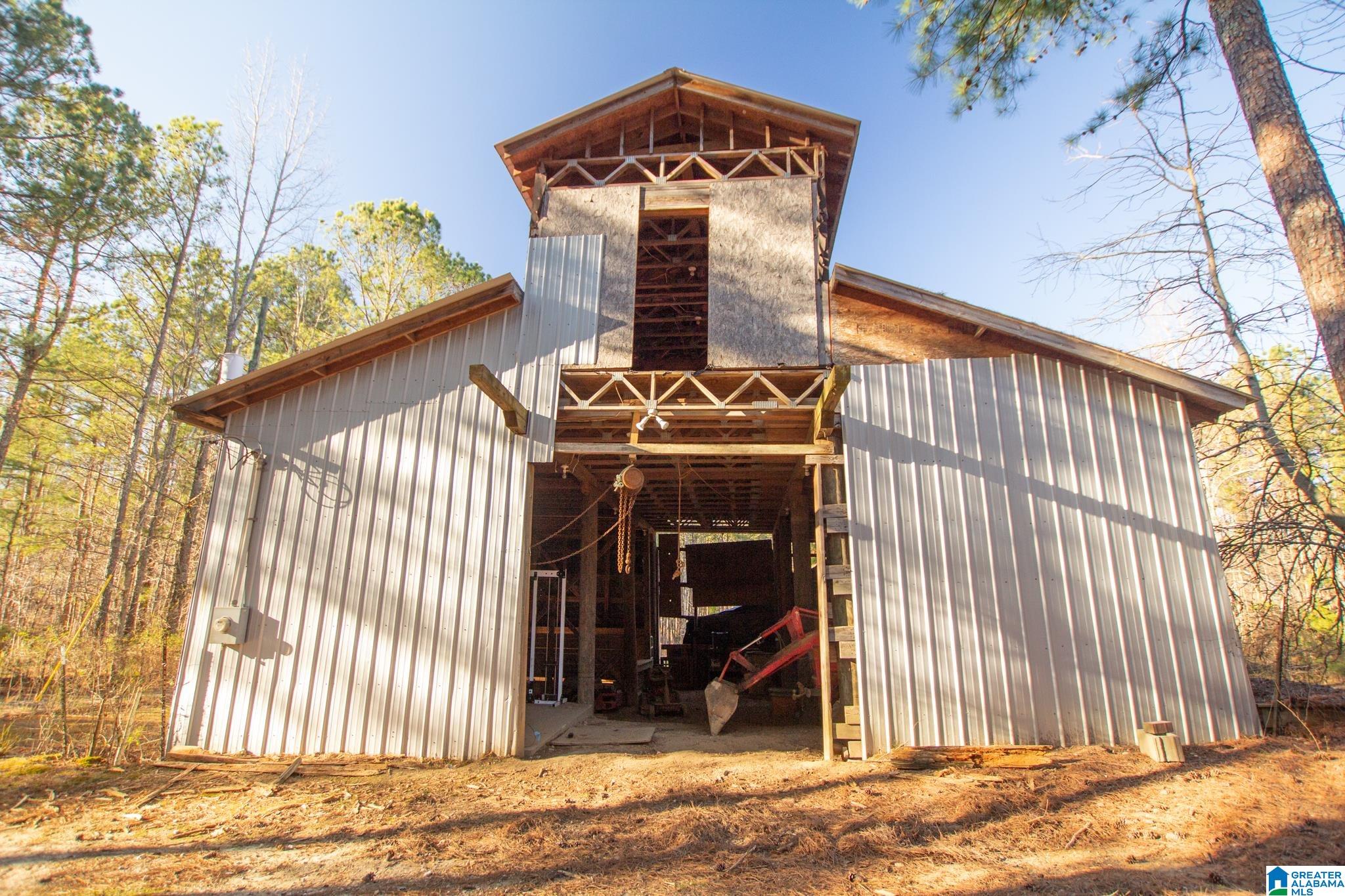 663 County Road 447 Heflin, AL 36264 - Photo 33 of 49