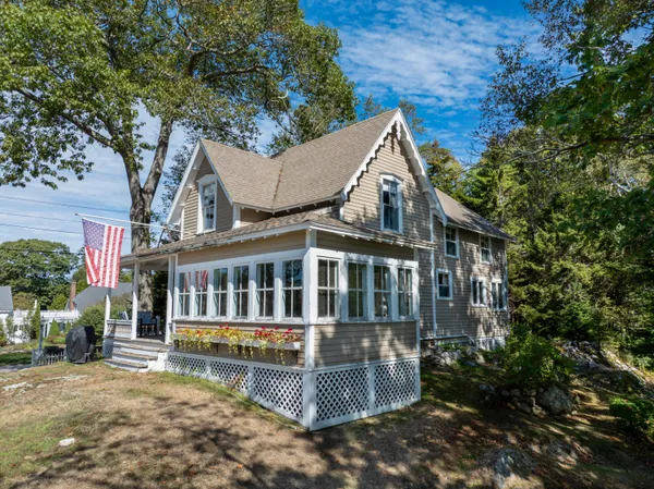 $1,350,000 | 83 Central Avenue, Brunswick, ME 04011