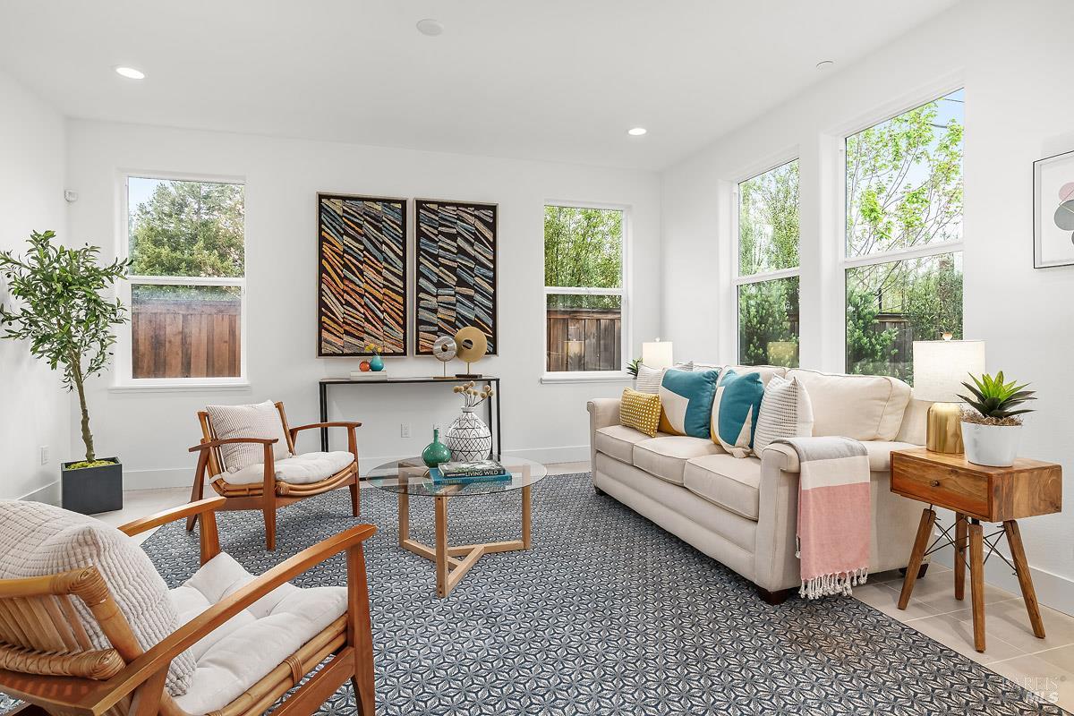 1201 Del Rancho Way Petaluma, CA 94954 - Photo 5 of 26