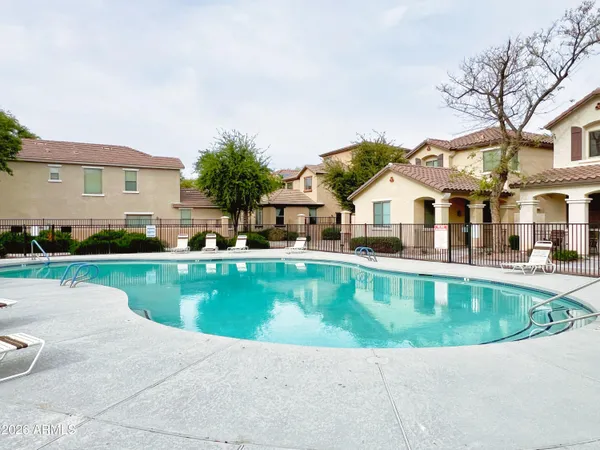 $2,195 | 113 East Palomino Drive, Gilbert, AZ 85296