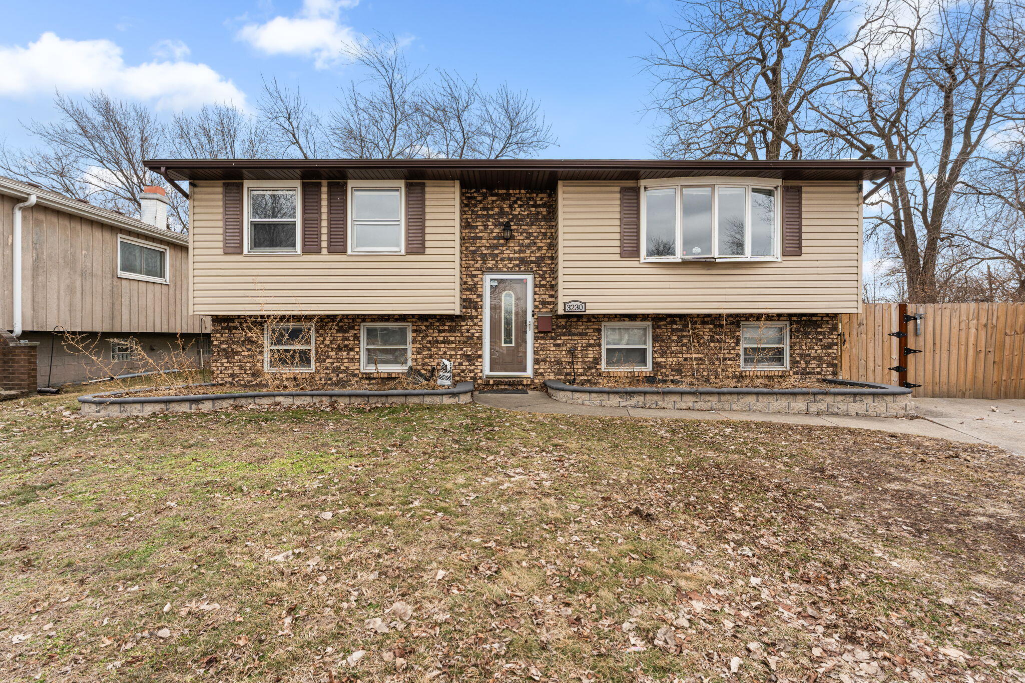 3230 175th Place Hammond, IN 46323 - Photo 1 of 21 2048x1365