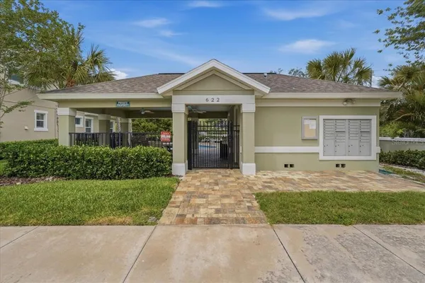 $780,000 | 603 Ozona Village Drive, Palm Harbor, FL 34683