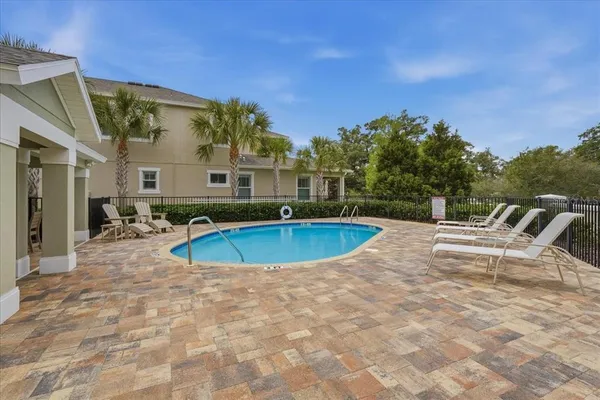 $780,000 | 603 Ozona Village Drive, Palm Harbor, FL 34683