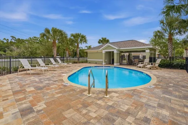 $780,000 | 603 Ozona Village Drive, Palm Harbor, FL 34683