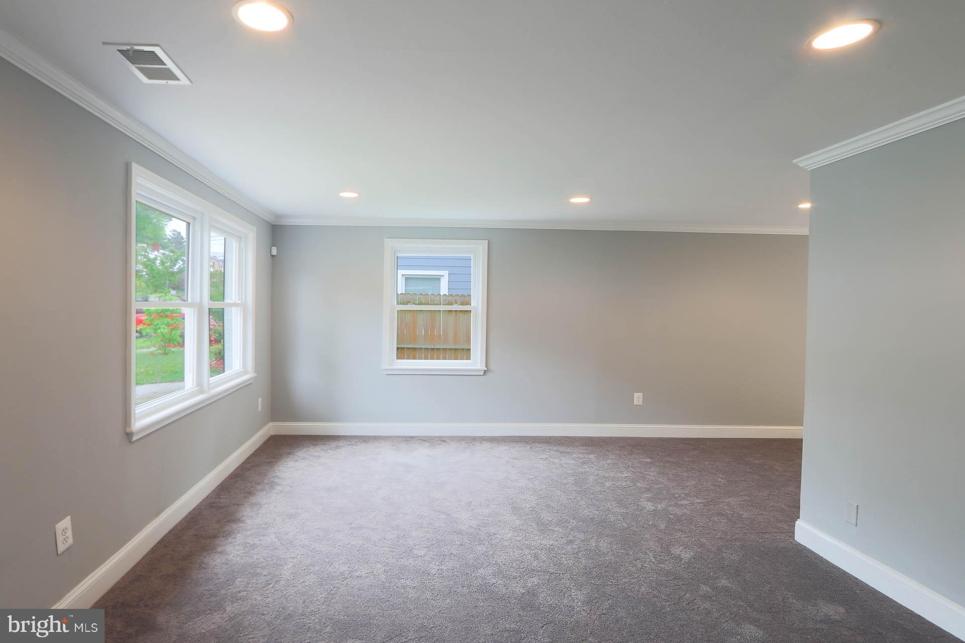 7741 Burnside Road Landover, MD 20785 - Photo 3 of 30 Living Room