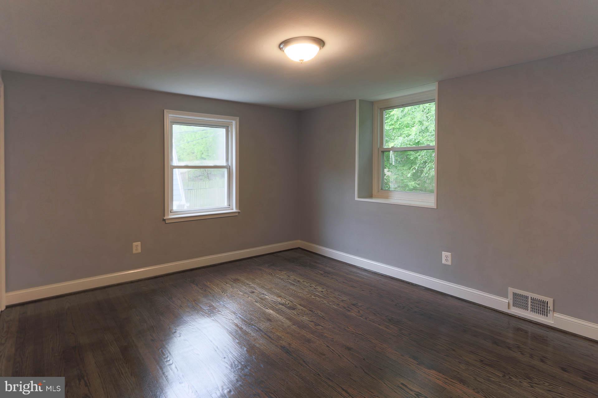 7741 Burnside Road Landover, MD 20785 - Photo 22 of 30 Bedroom (Master)