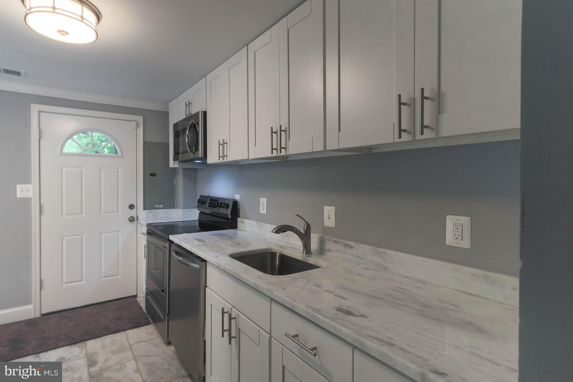 7741 Burnside Road Landover, MD 20785 - Photo 10 of 30 Kitchen