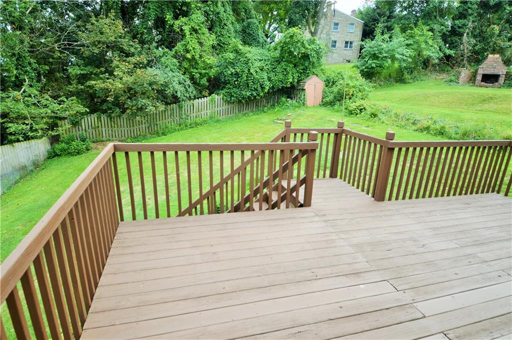 124 Leon Road Pittsburgh, PA 15220 - Photo 17 of 20 Gallery Image 17