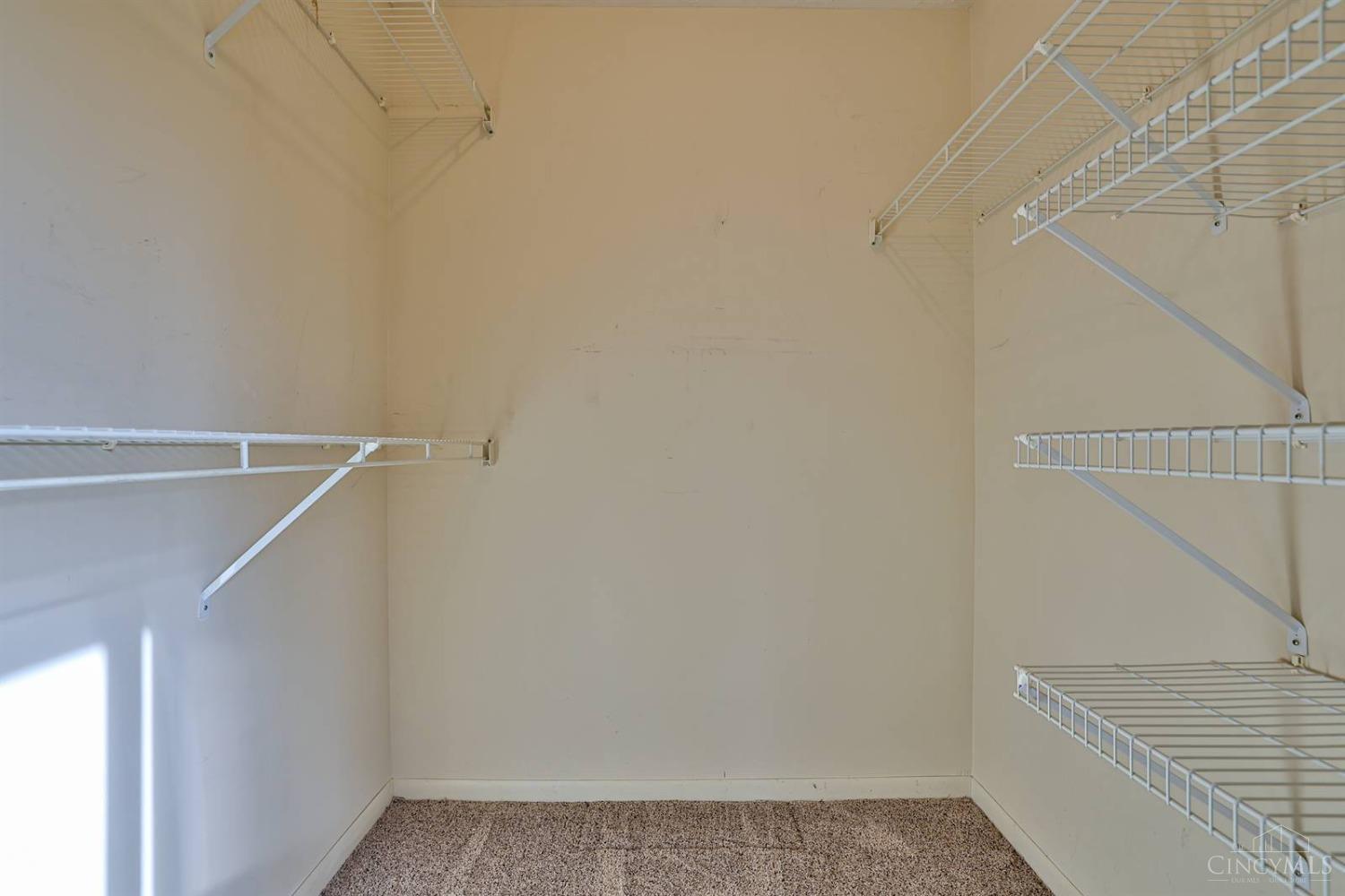 9315 Winton Road, Unit 7 Cincinnati, OH 45231 - Photo 17 of 28