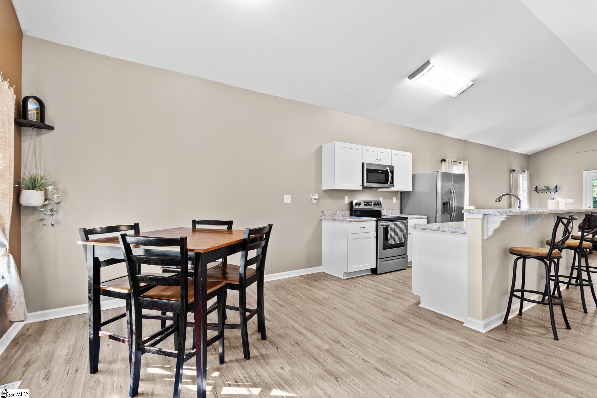 104 Tillotson Road Anderson, SC 29621 - Photo 5 of 50