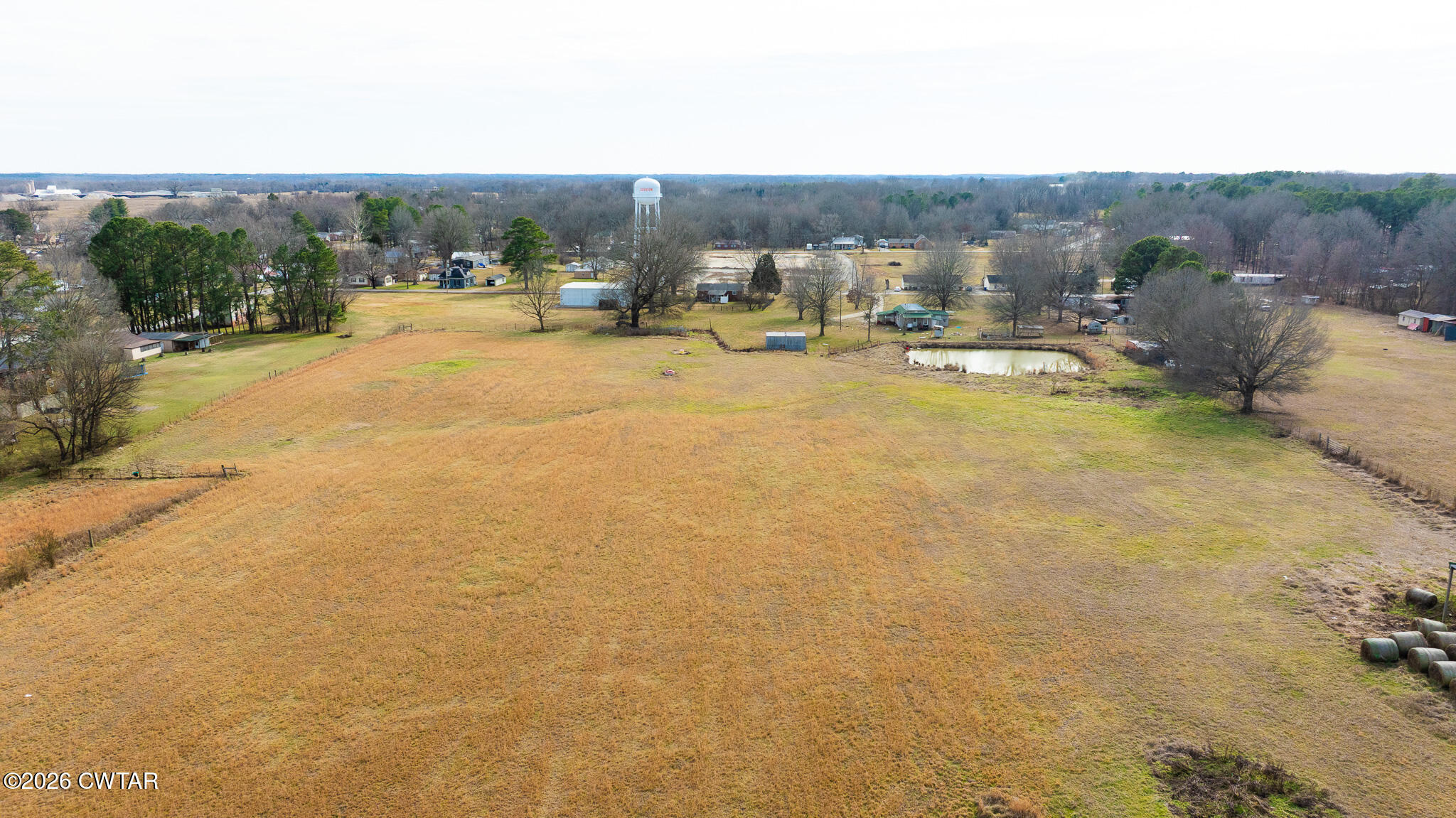 206 Hopewell Street Gleason, TN 38229 - Photo 5 of 17 a view of a lake with a mountain