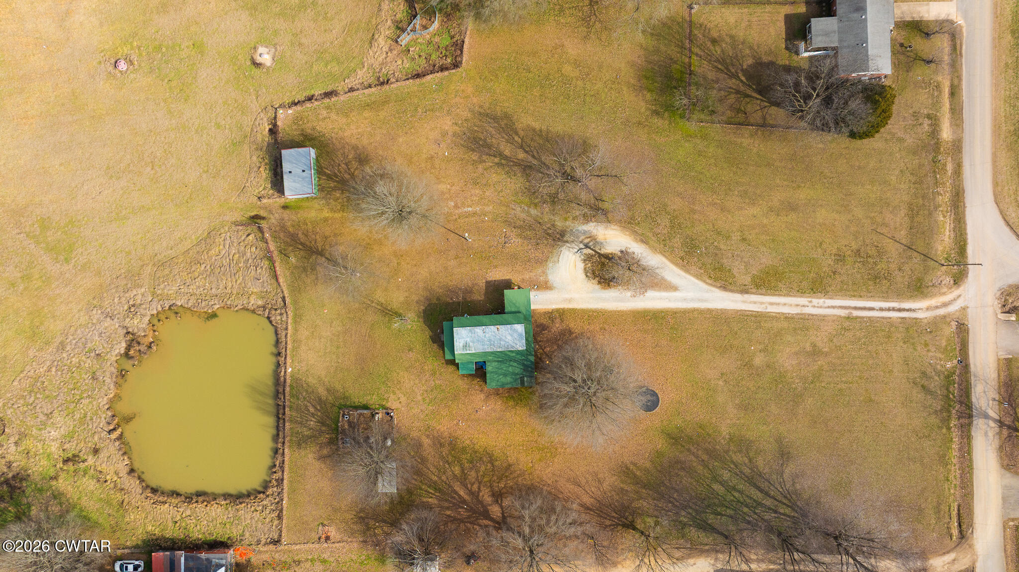 206 Hopewell Street Gleason, TN 38229 - Photo 9 of 17 a bathroom with a sink