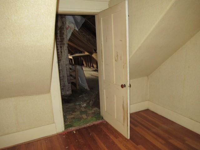 3045 Washington Road Waldoboro, ME 04572 - Photo 150 of 151 26. Landing entrance lower attice