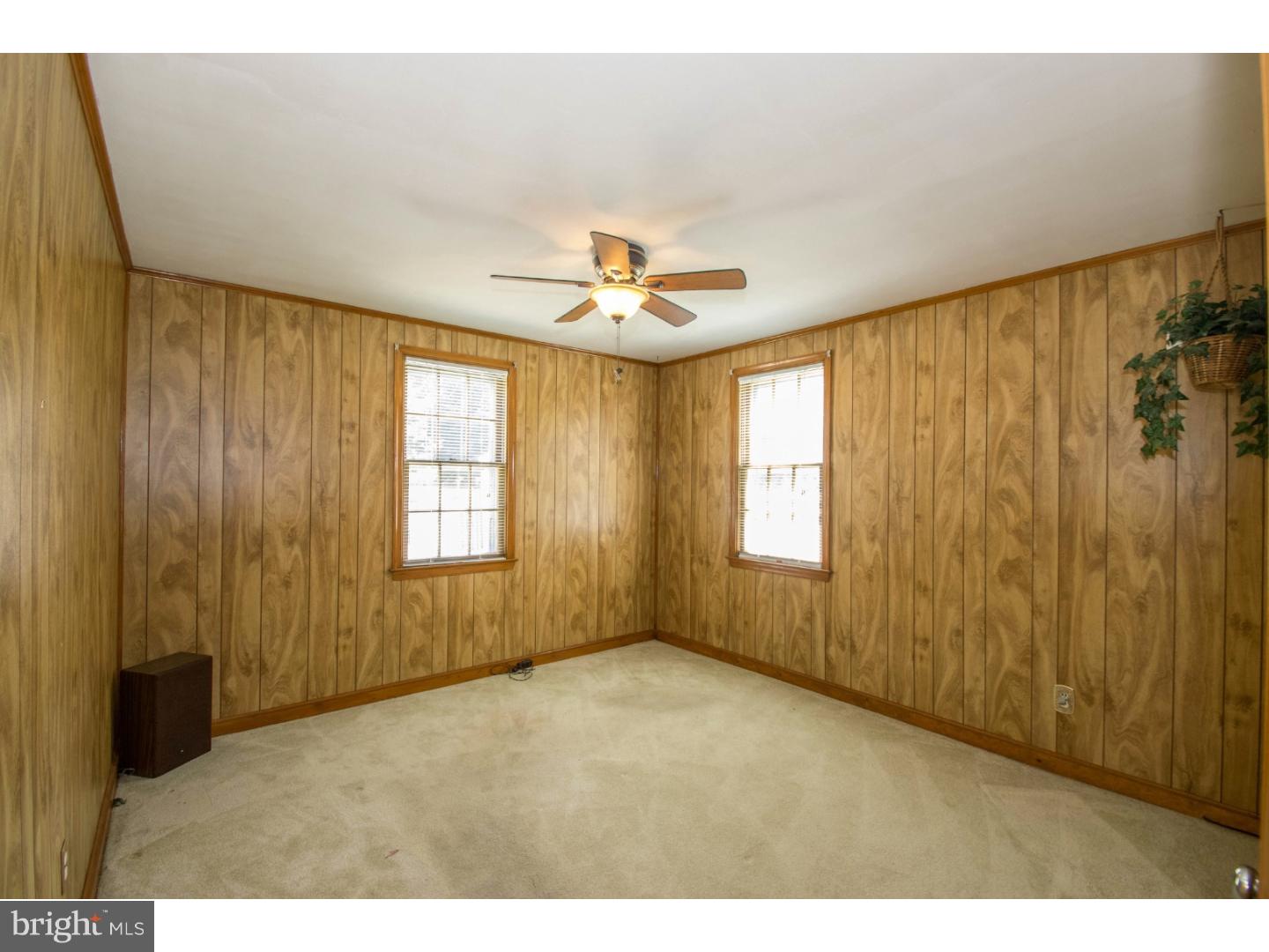 26 Ruth Road Elsmere, DE 19805 - Photo 4 of 18 Gallery Image 4