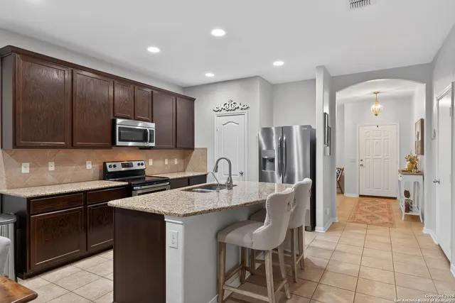 $274,900 | 3502 Penta Fields, Converse, TX 78109