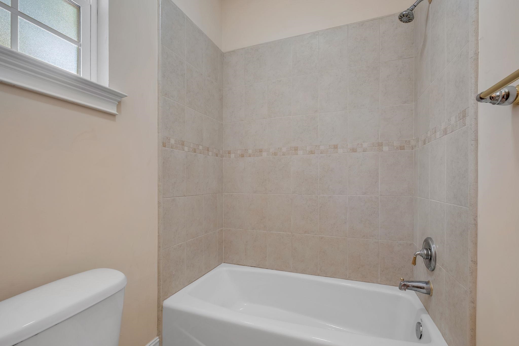 1153 Ronds Pointe Drive East Tallahassee, FL 32312 - Photo 3 of 53