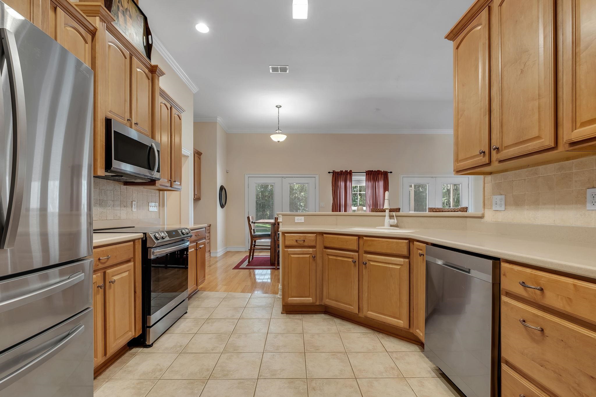 1153 Ronds Pointe Drive East Tallahassee, FL 32312 - Photo 5 of 53