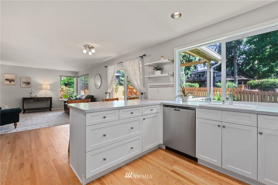 15006 Southeast 145th Place Renton, WA 98059 - Photo 11 of 40 Gallery Image 11