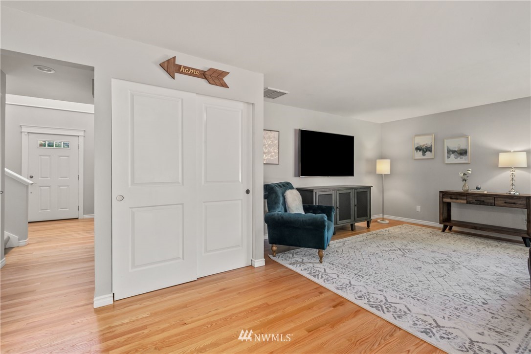 15006 Southeast 145th Place Renton, WA 98059 - Photo 14 of 40 Gallery Image 14